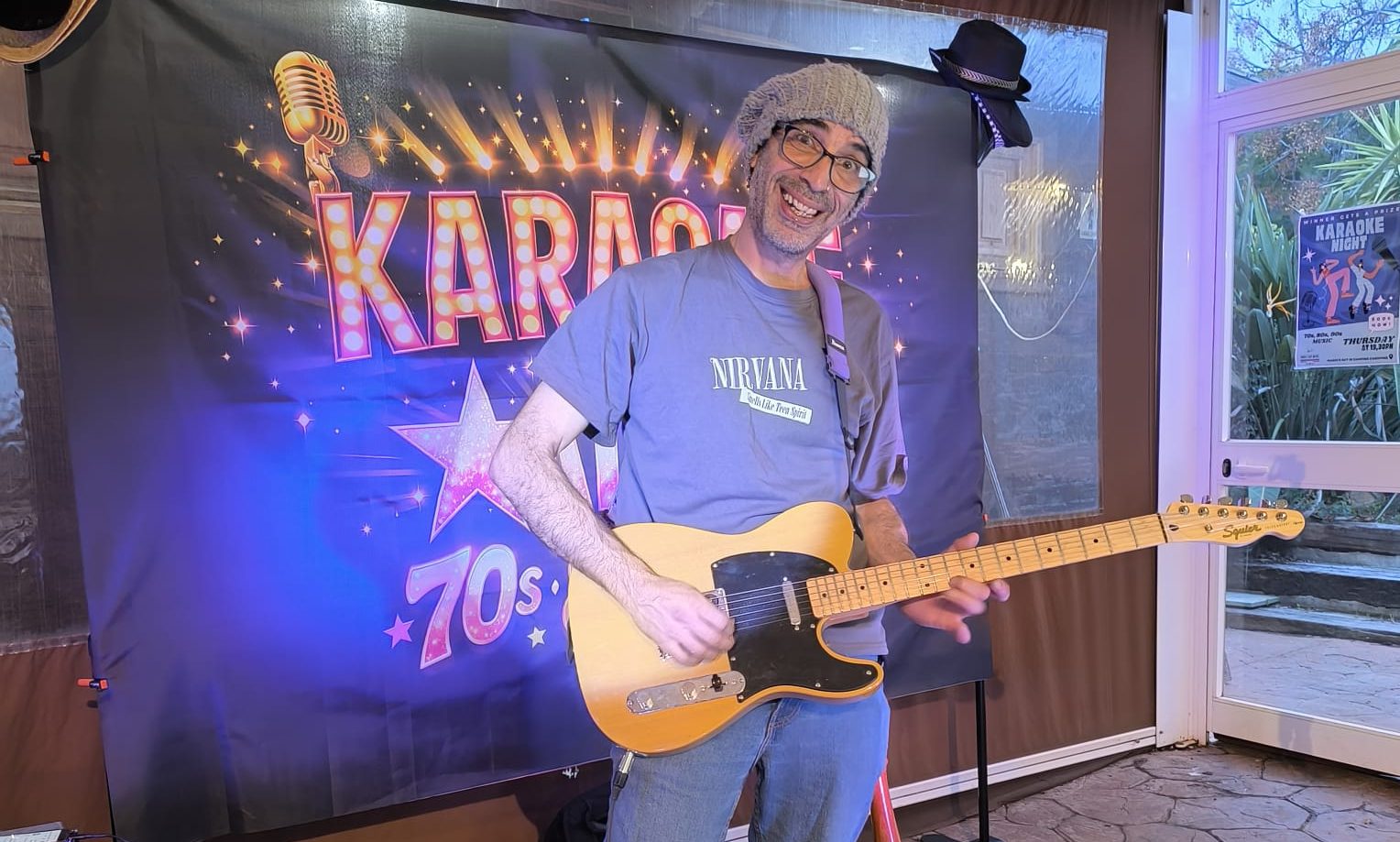 animación, magia, musica en vivo karaoke en marbella