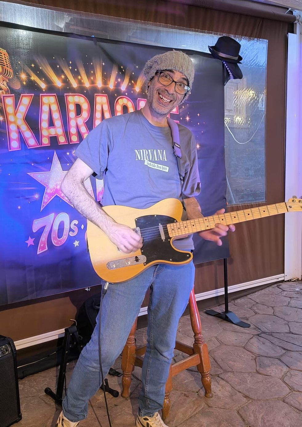 animación, magia, musica en vivo karaoke en marbella